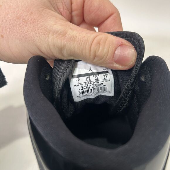 Nike Air Jordan 1 Mid Retro WMNS Patent Leather "Triple Black" - Picture 6 of 6